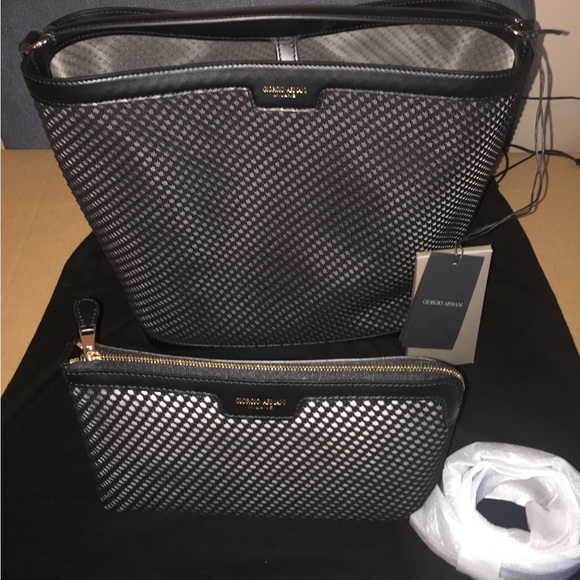 Authentic Giorgio Armani Medium embroidered mesh bucket bag with shoulder strap - Picture 2 of 11